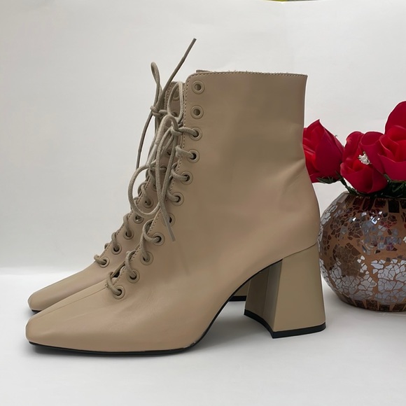 Tang Tang Women’s Ankle Boots – Very Pretty – Excellent Condition - Picture 3 of 16